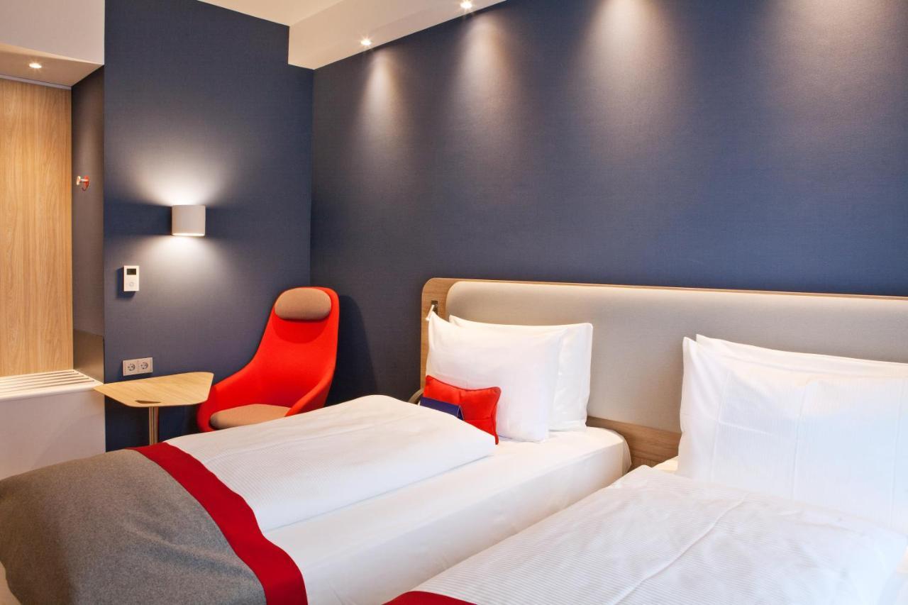 Holiday Inn Express - Kaiserslautern By Ihg Exterior photo