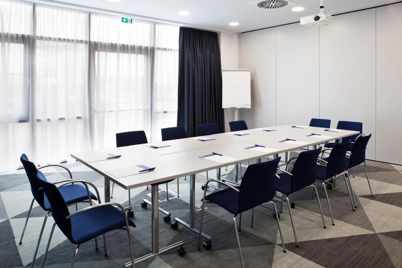Holiday Inn Express - Kaiserslautern By Ihg Exterior photo